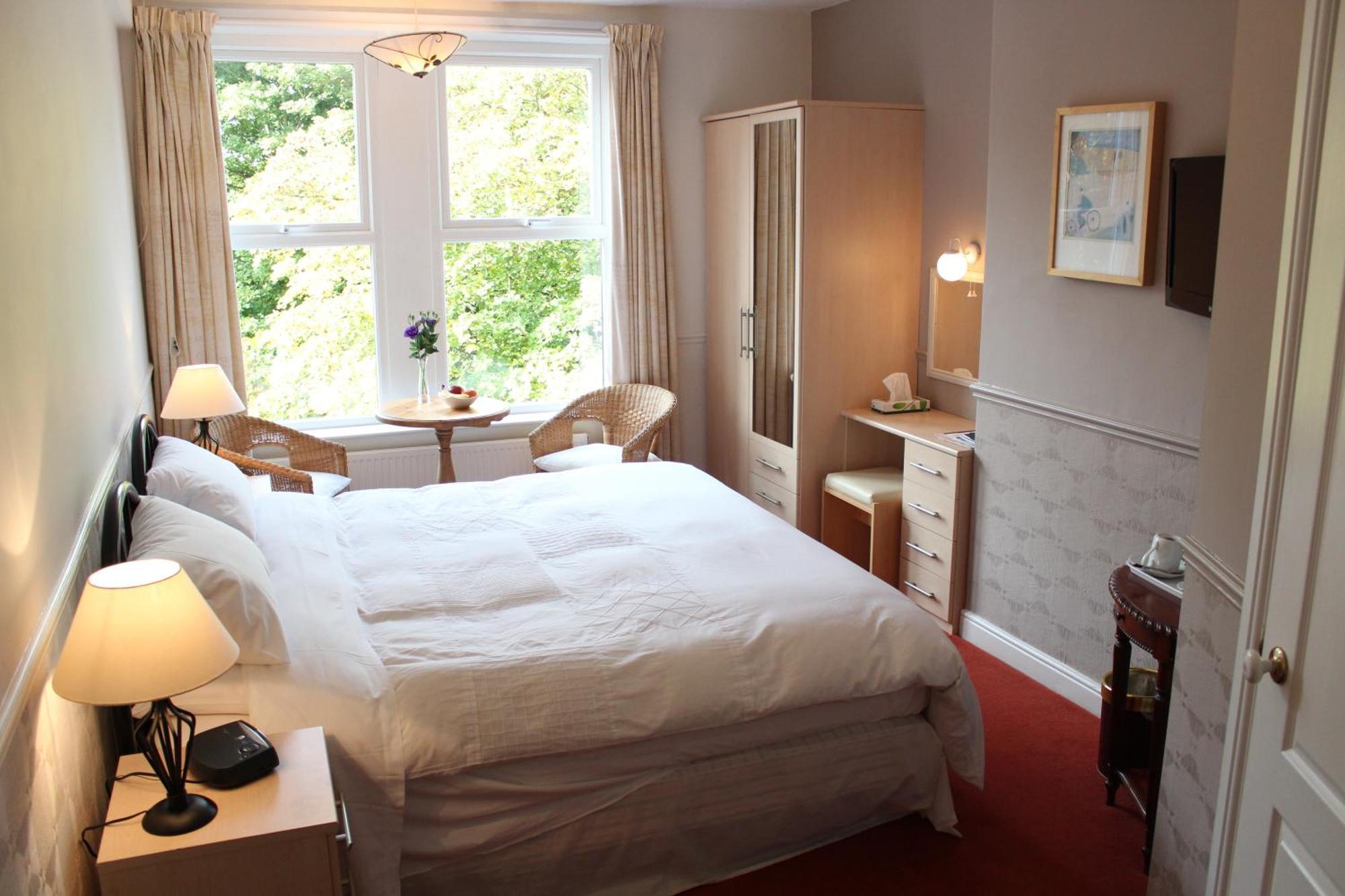 The Dales Bed and Breakfast Harrogate Exteriör bild